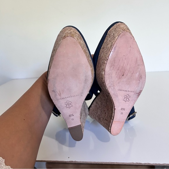NEW Loeffler Randall Navy Cork Wedges 8.5 - Picture 4 of 5